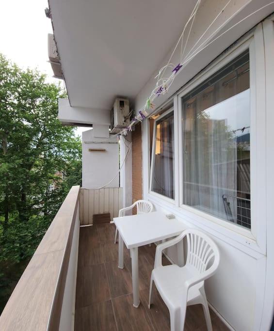City Center Apt Wfree P Skopje Luaran gambar